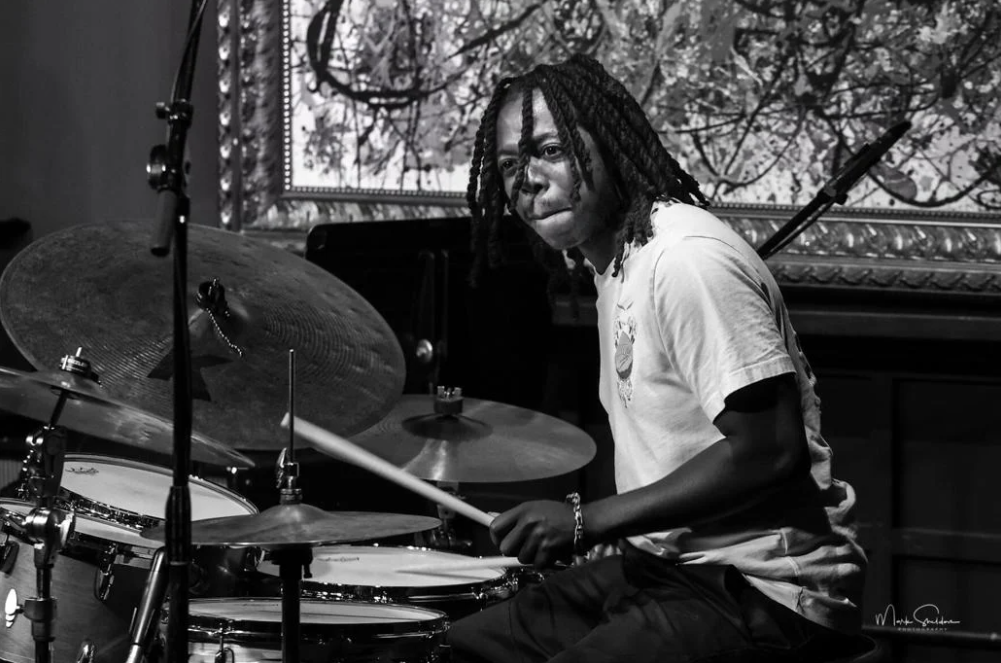 Dorian Phelps with Vocalease