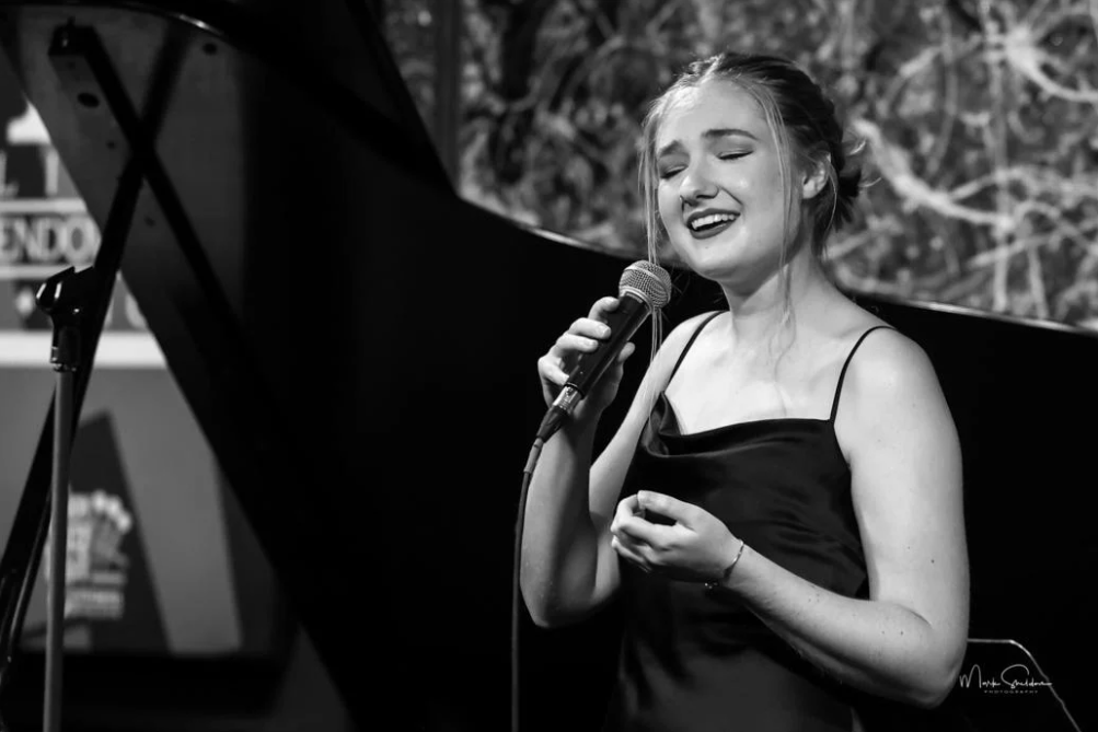 Vocalease with Emma Hedrick